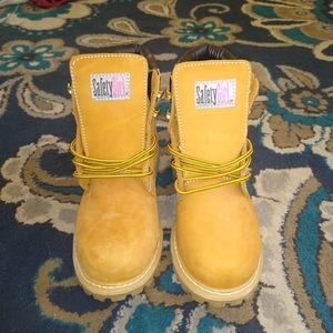 New Steel toe boots